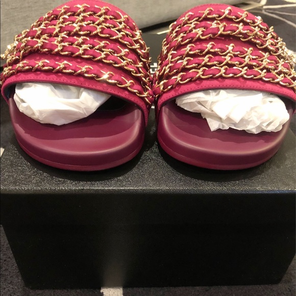 100% Authentic Chanel Chain Mules Slides - Picture 4 of 11